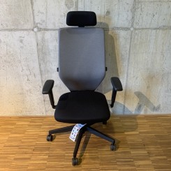 Assmann Streamo Drehstuhl mit Kopfstütze Ausstellungsstück 