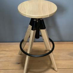 Pedrali Arki-Stool Barhocker ARKW6 - Eiche/schwarz