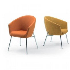 Artifort 4-Fuß-Sessel Megan 