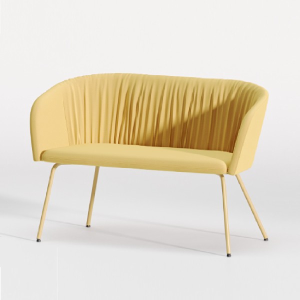 Nowy Styl Naudu, Sofa 4L, Wavy, gepolstert, konfigurierbar 