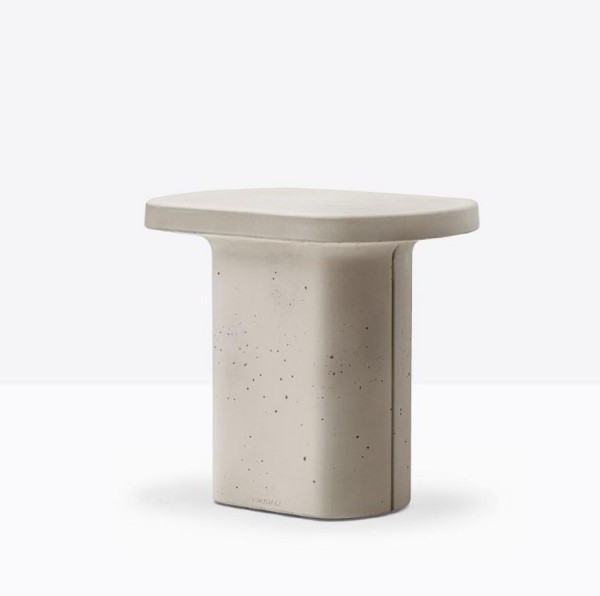 Pedrali Caementum Tisch cmt_46x35x42 beige