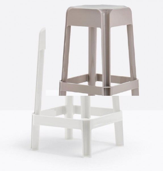 Pedrali Rubik Hocker 582 sand