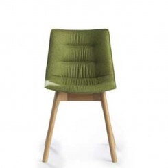 Girsberger Vierbeinstuhl Holz Nava konfigurierbar 