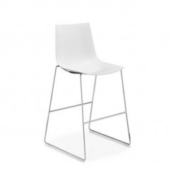 Girsberger Kufenstuhl Nava hoch konfigurierbar 